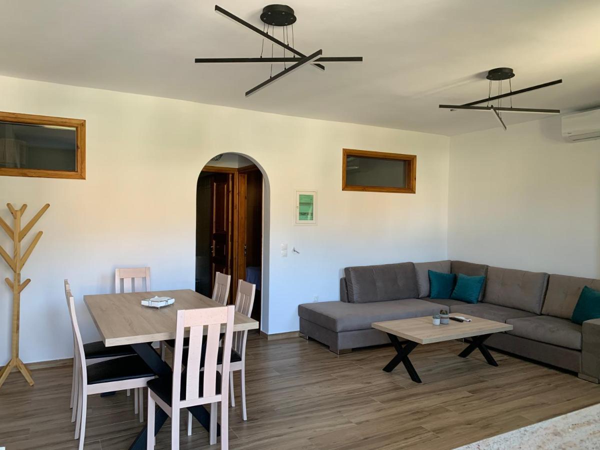 Komis Crown - Luxury Apartments Komi  Екстериор снимка